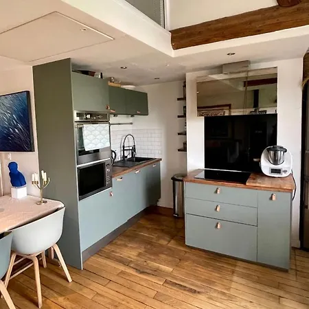 Apartman Coeur De Avec Terrasse Et Jacuzzi Lyon