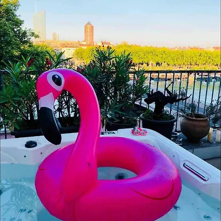 شقة Coeur De Avec Terrasse Et Jacuzzi
